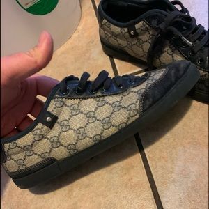 Men's Gucci Logo Sneakers  BLACK SHOES